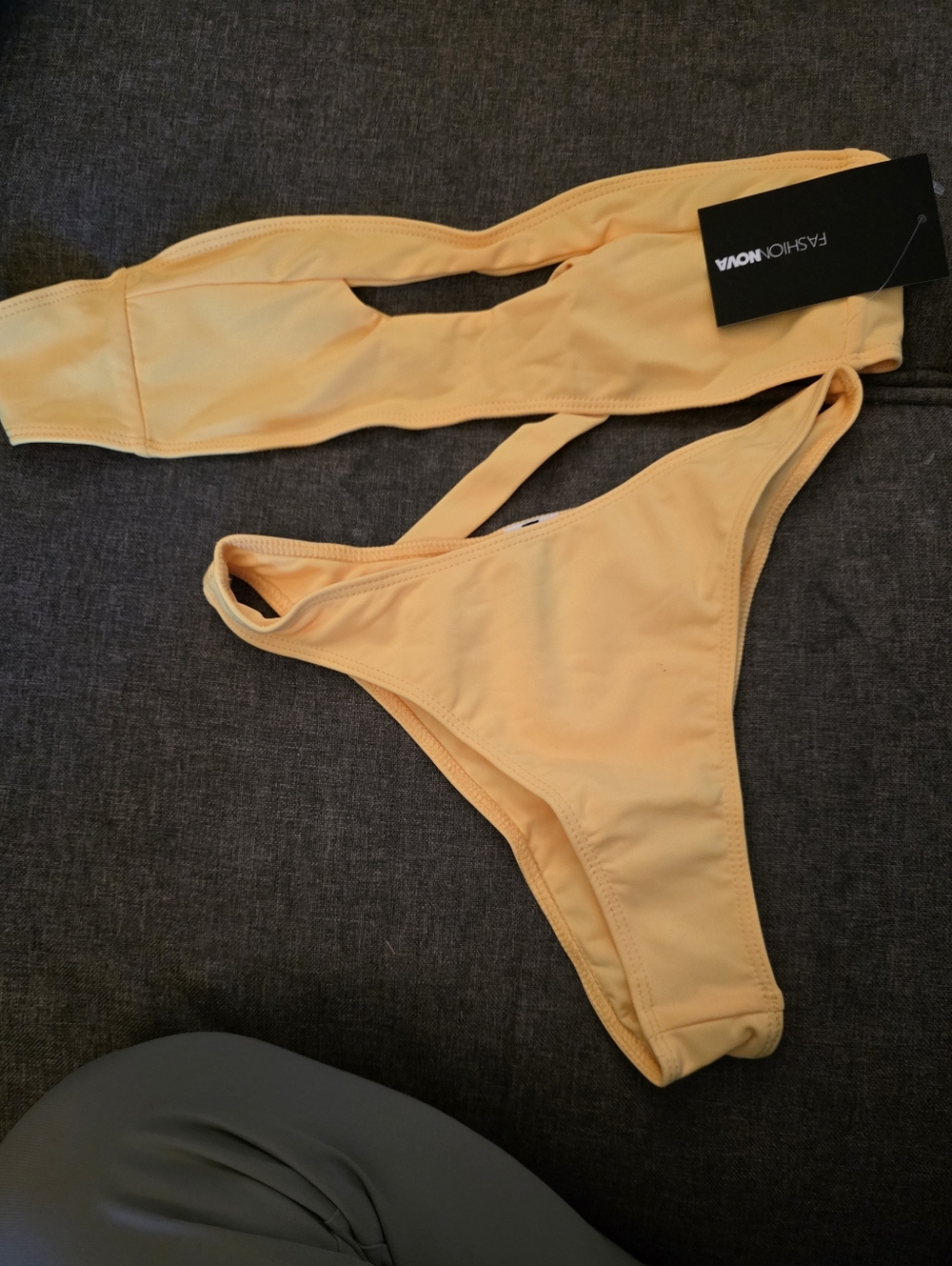 Fashion Nova Yellow Bandeau Cutout Bikini Set Size Small - Picture 2 of 6
